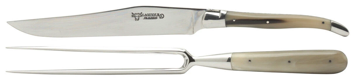 Laguiole en Aubrac trancheerset hoorn beige 2-delig